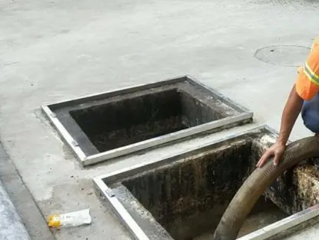 东乌珠穆沁化粪池清理